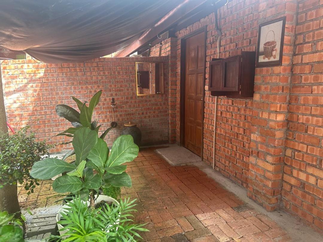 Lelangit Inn Port Dickson Dış mekan fotoğraf